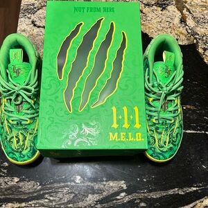 Puma MB 03 LA France JR Big Kid size 7